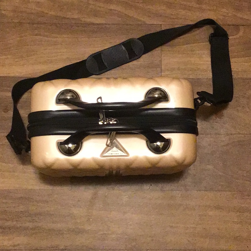 Triforce Pink Makeup Case